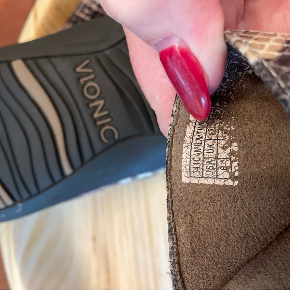 Vionic Sandals - image 6